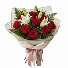 Букет цветов из:  Лилии и Розы #REPLACE_PRED# Рассвет