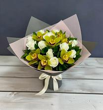 Букет цветов из:  Орхидеи и Розы в Рассвет