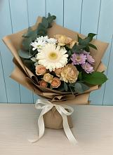 Букет цветов из:  Герберы и Хризантемы в Рассвет