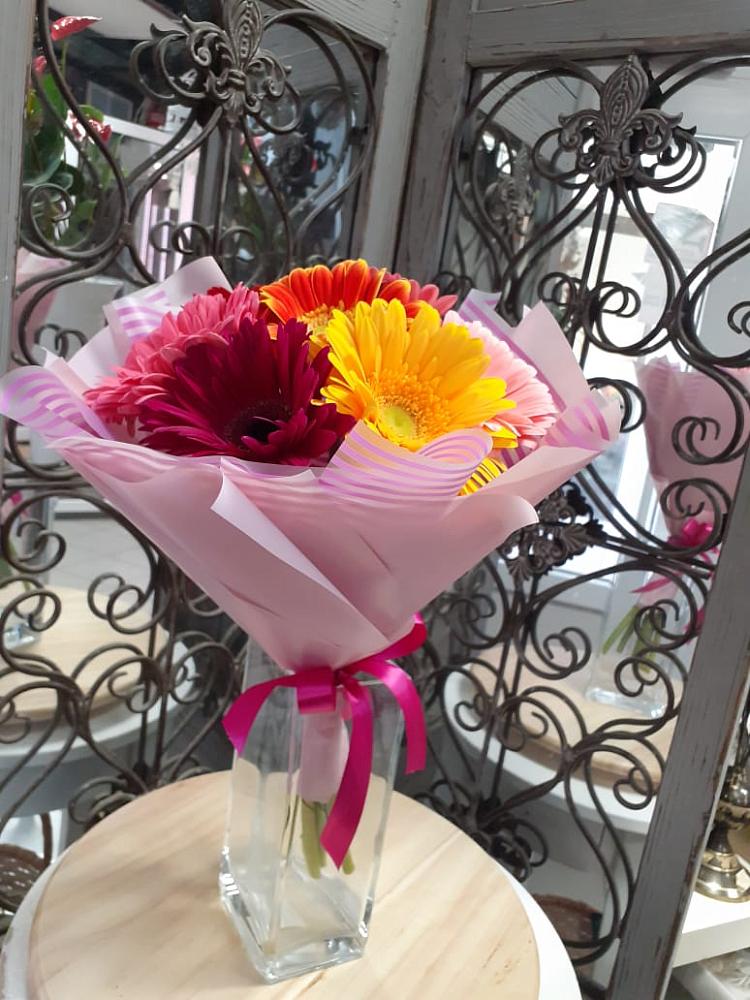 Букет цветов из: Герберы в Рассвет