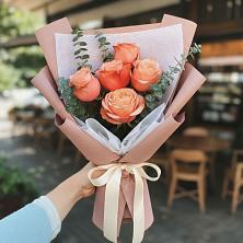 Букет цветов из:  Розы в Рассвет