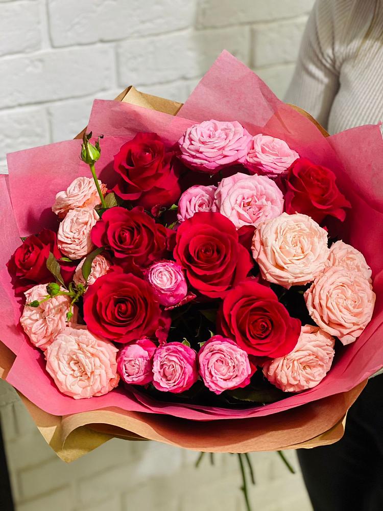 Букет цветов из: Розы в Рассвет