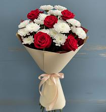 Букет цветов из:  Розы и Хризантемы в Рассвет