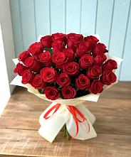 Букет 29 Красных роз в Рассвет