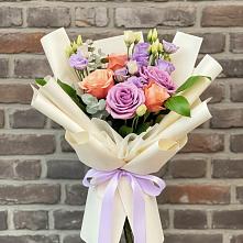 Букет цветов из:  Лизиантусы и Розы #REPLACE_PRED# Рассвет