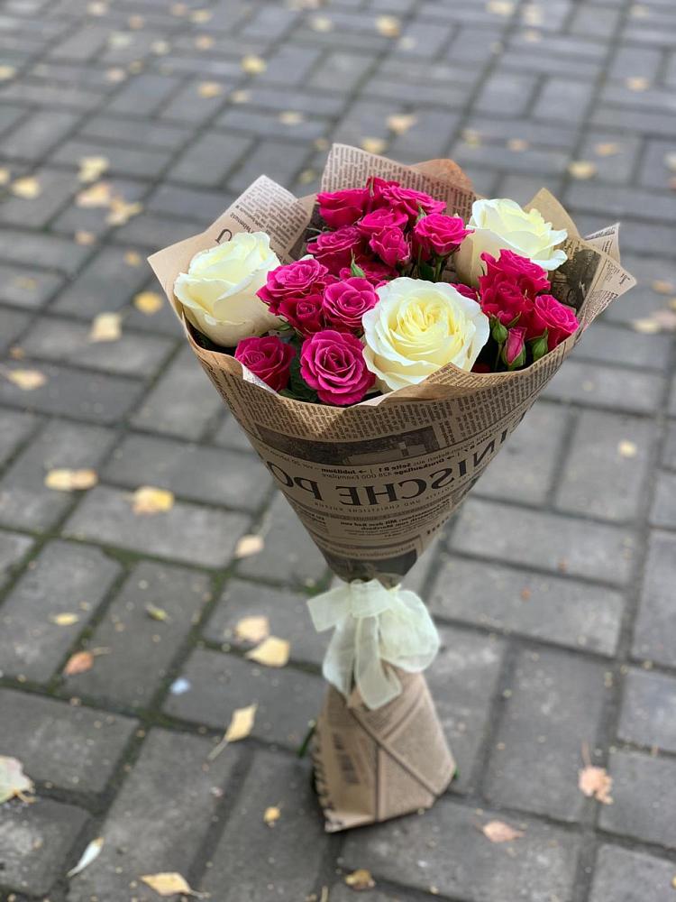 Букет цветов из: Розы в Рассвет