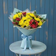 Букет цветов из:  Альстромерии и Хризантемы в Рассвет