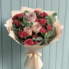 Букет цветов из:  Гвоздики и Розы в Рассвет