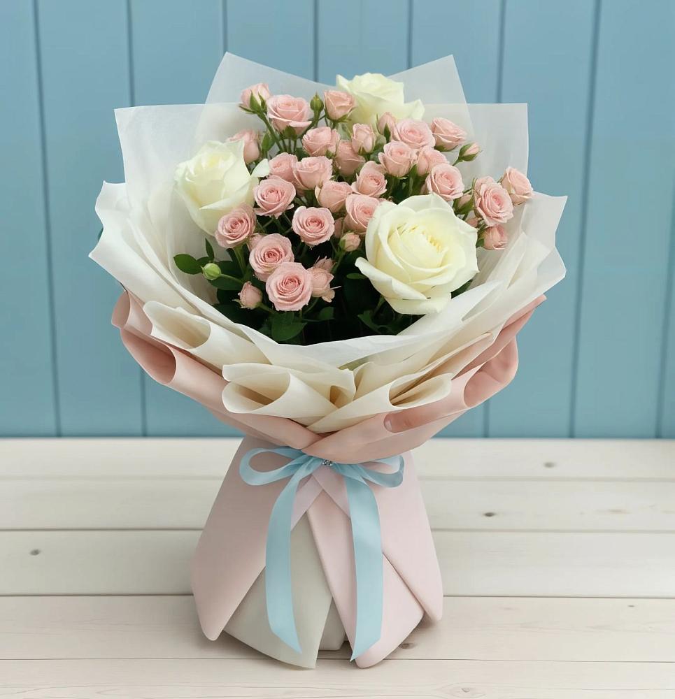 Букет цветов из: Розы в Рассвет