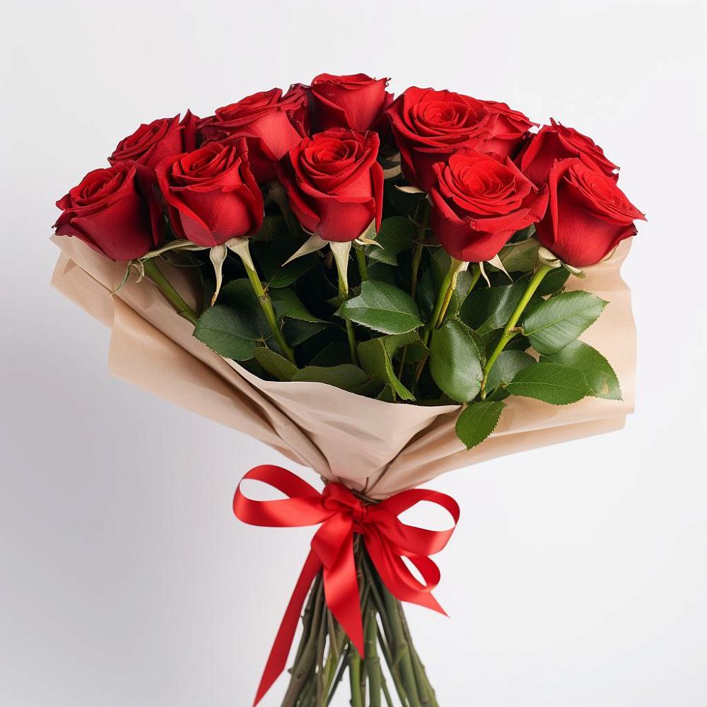 Букет 11 Красных роз Эдлесс Лав в Рассвет